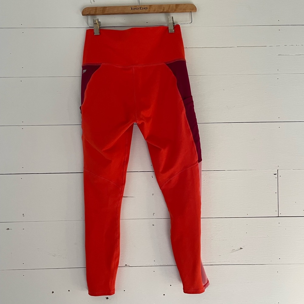 On-The-Go PowerHold Ultra HW 7/8 Legging with Pockets - Picture 7 of 11